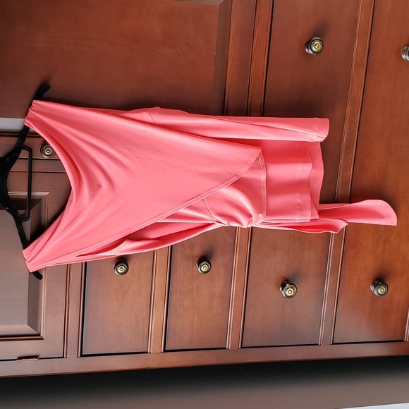 Periphery - coral sleeveless top. Size: small. - Picture 2 of 4